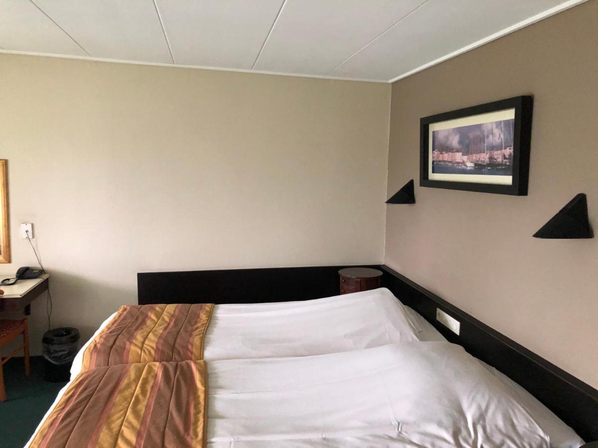 Hotel2Heerenveen Kültér fotó